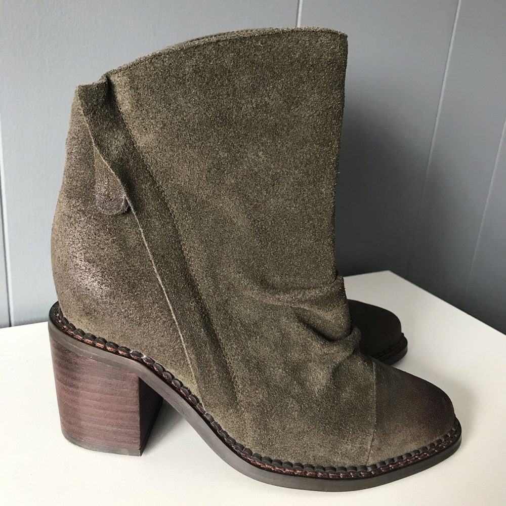 Sbicca Vintage Collection Millie Suede Leather Booties in Green